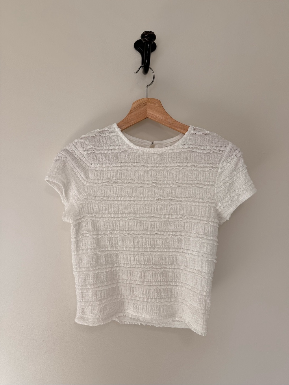 Altar’d State White Textured Short Sleeve Women's Top Size Small